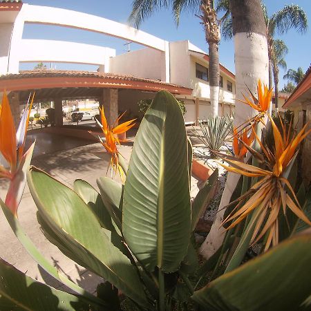 Auto Hotel Niza Tlaquepaque Екстер'єр фото