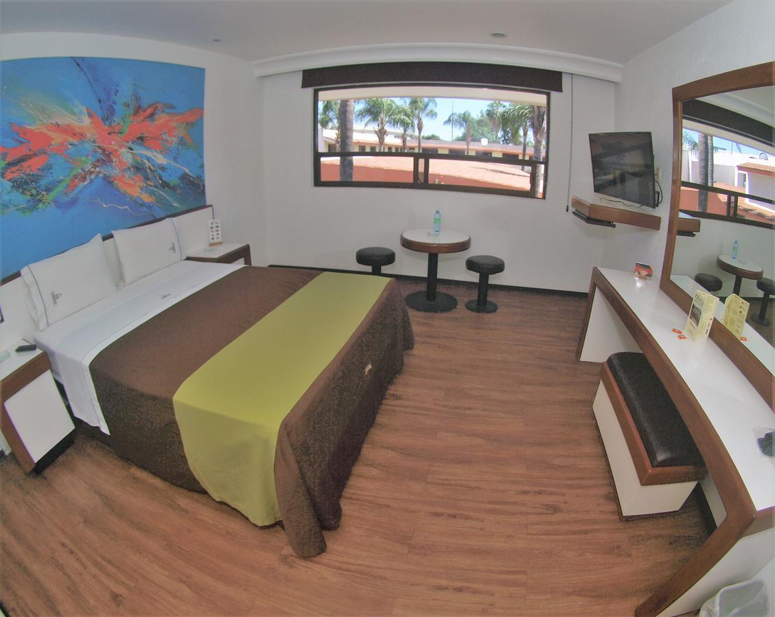 Auto Hotel Niza Tlaquepaque Екстер'єр фото